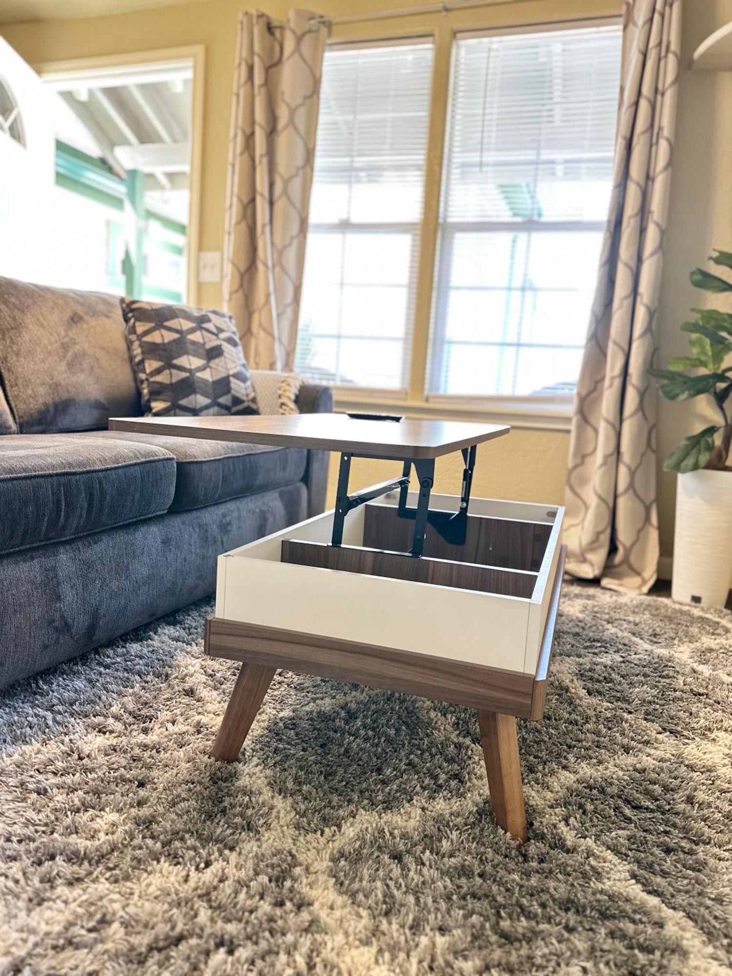 מדפורד Near Downtown- Kitchen-Washerdryer-Parking מראה חיצוני תמונה