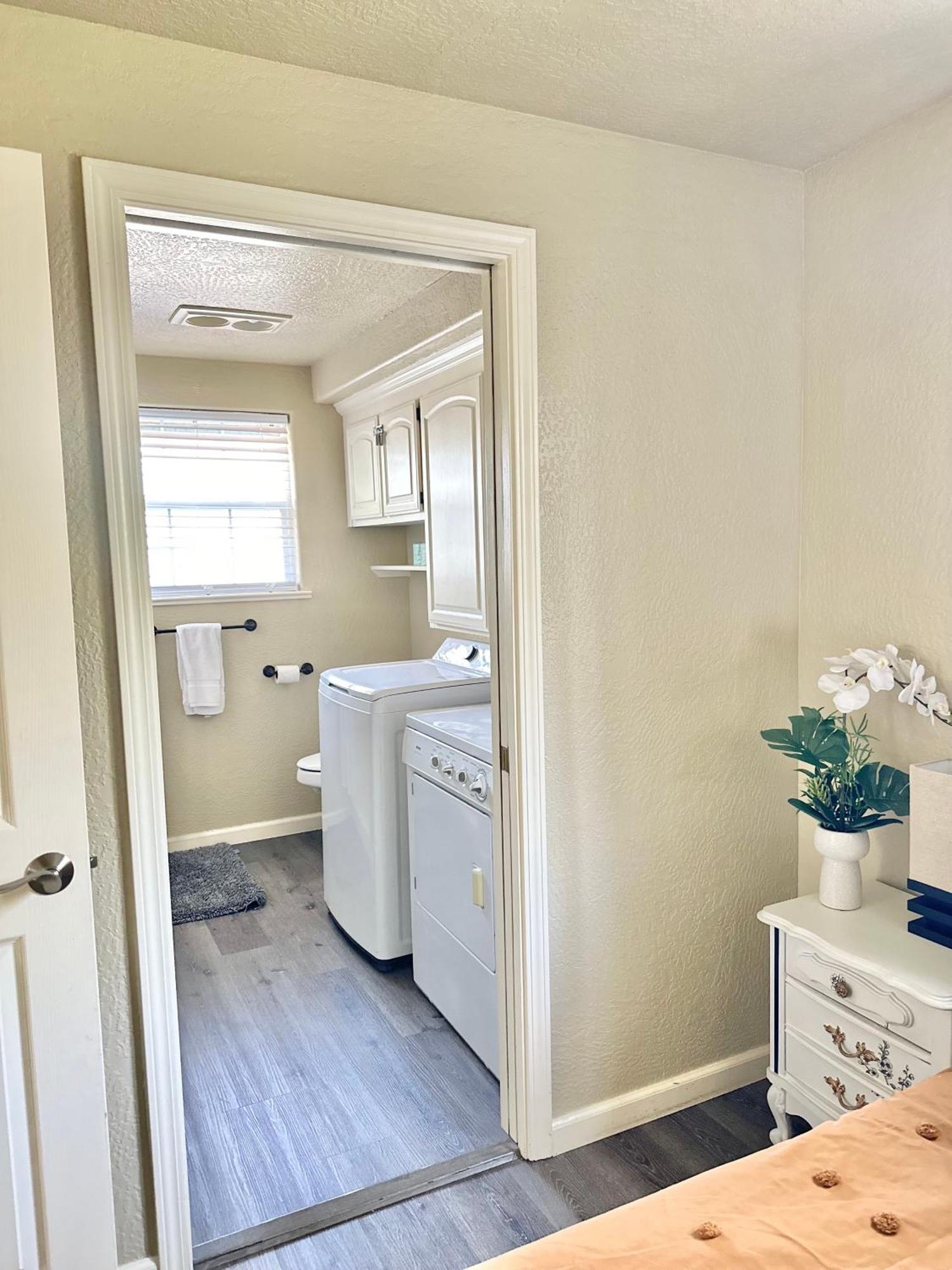 מדפורד Near Downtown- Kitchen-Washerdryer-Parking מראה חיצוני תמונה