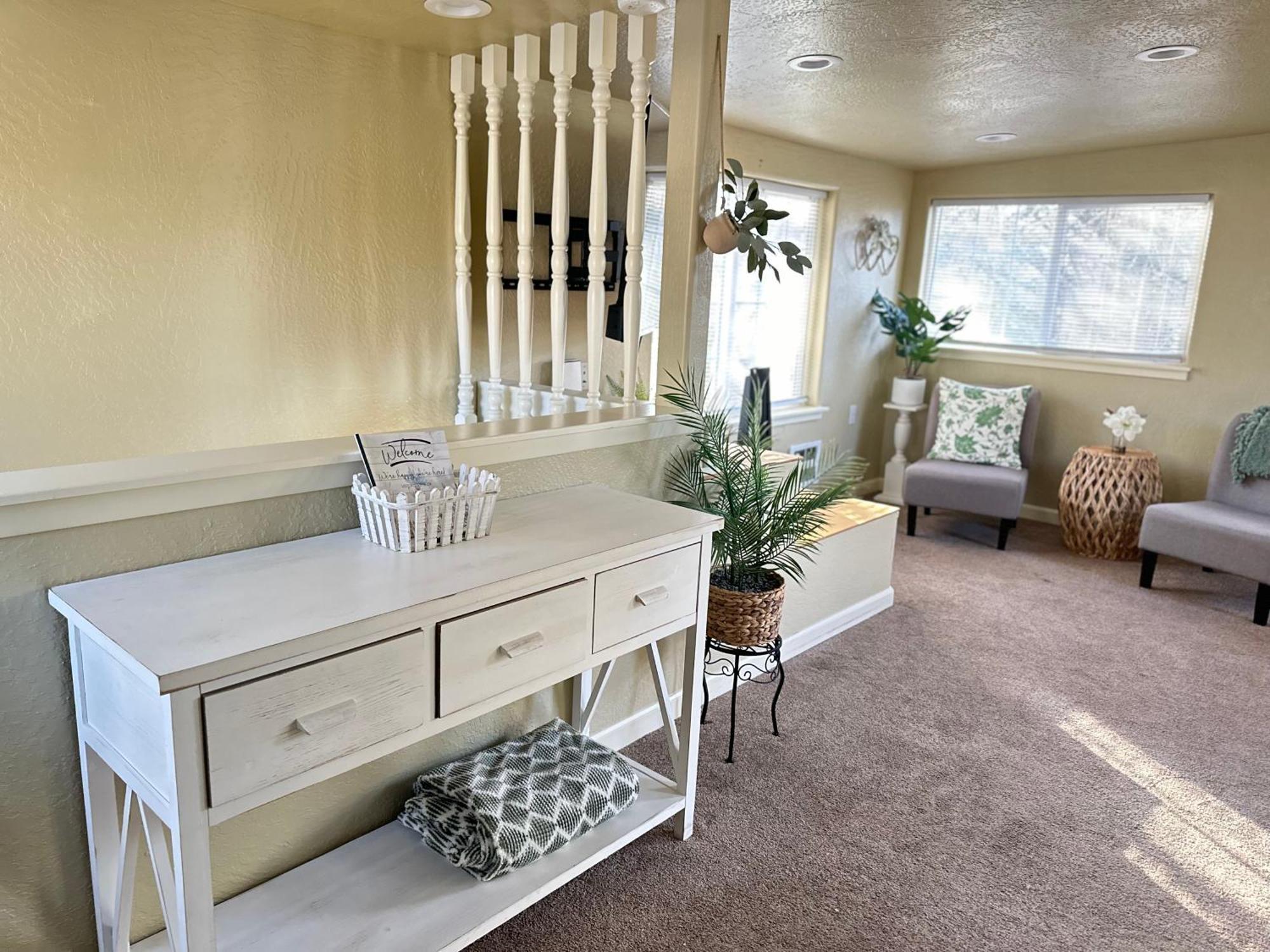 מדפורד Near Downtown- Kitchen-Washerdryer-Parking מראה חיצוני תמונה